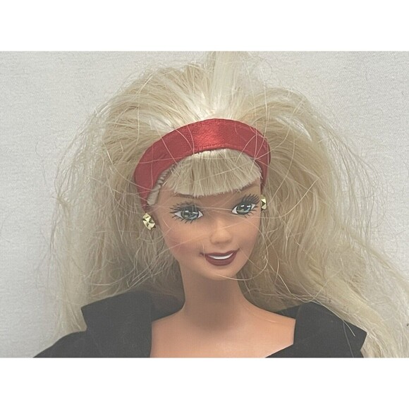 Mattel Holiday 1976 Barbie in Black Velor With Plaid Dress Missing Shoes - Picture 9 of 16